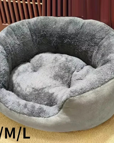 Soft, warm, and machine-washable bed for dogs and cats. Perfect for medium and large pets.