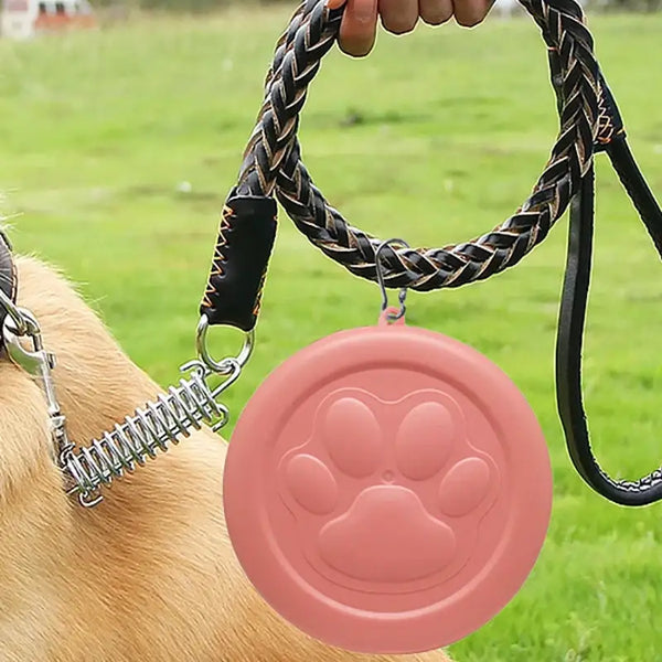 Portable pet food container for dogs and cats, durable and easy to clean, perfect for travel, outdoor walks, and feeding on the go